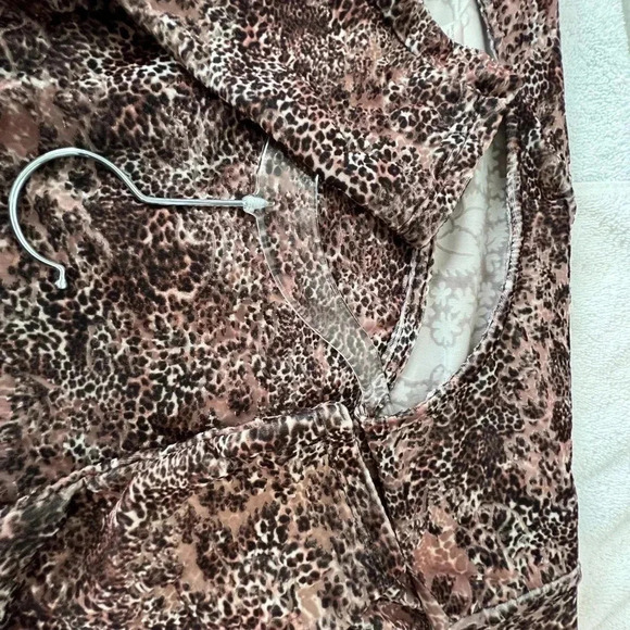 T Tahari Brown Mauve Print Dress Size Medium - Picture 10 of 11